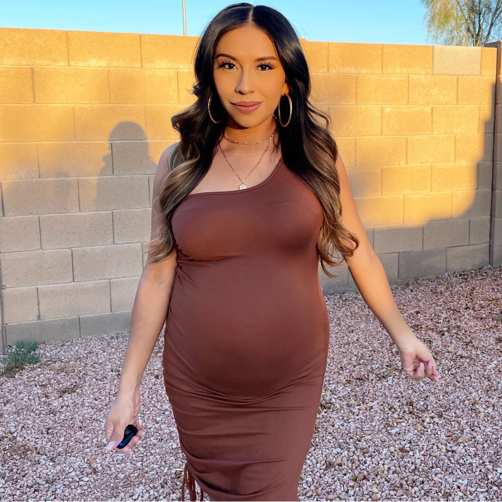 One shoulder brown dress